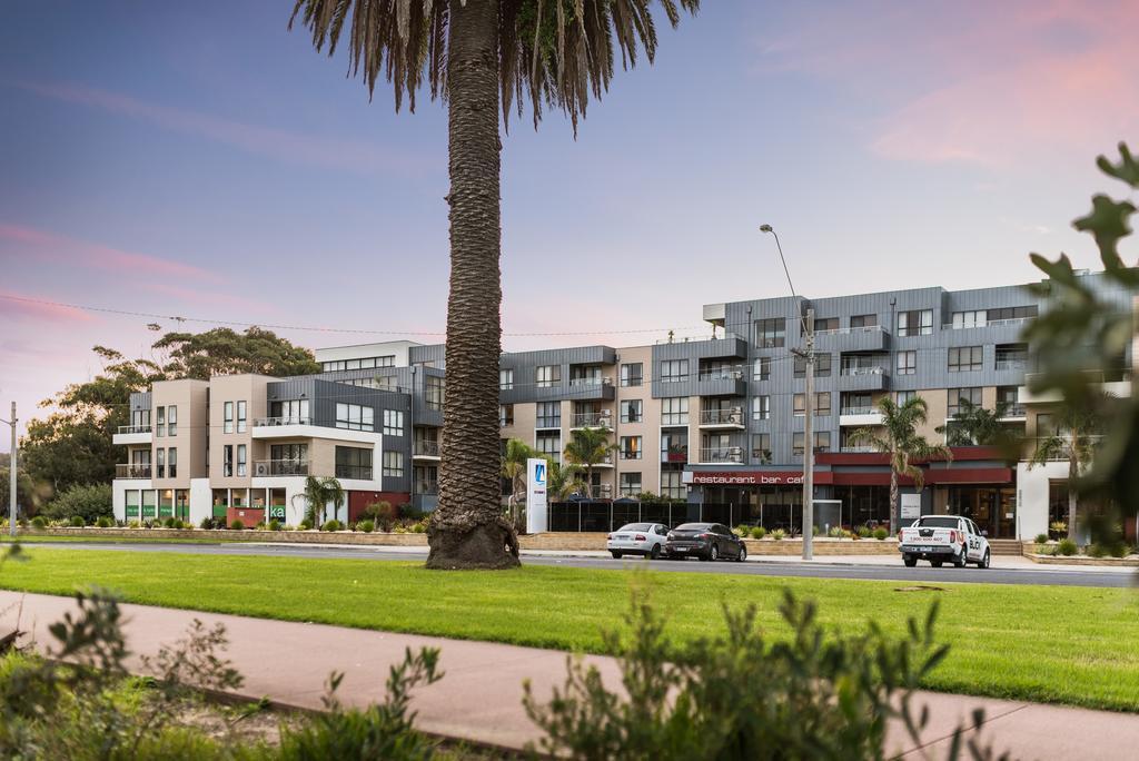 The Esplanade Resort And Spa Lakes Entrance Buitenkant foto